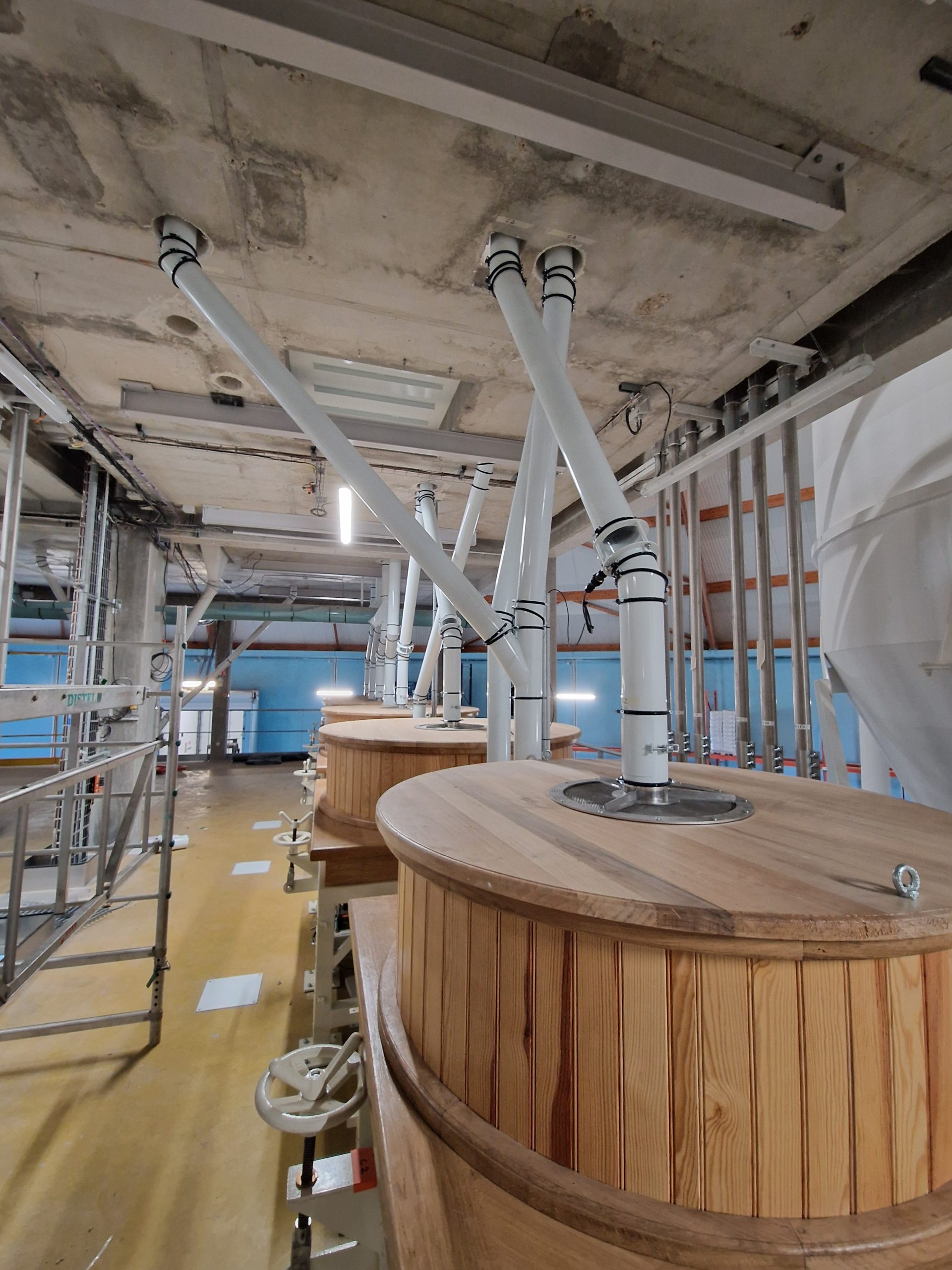 Moulin a meule de pierre